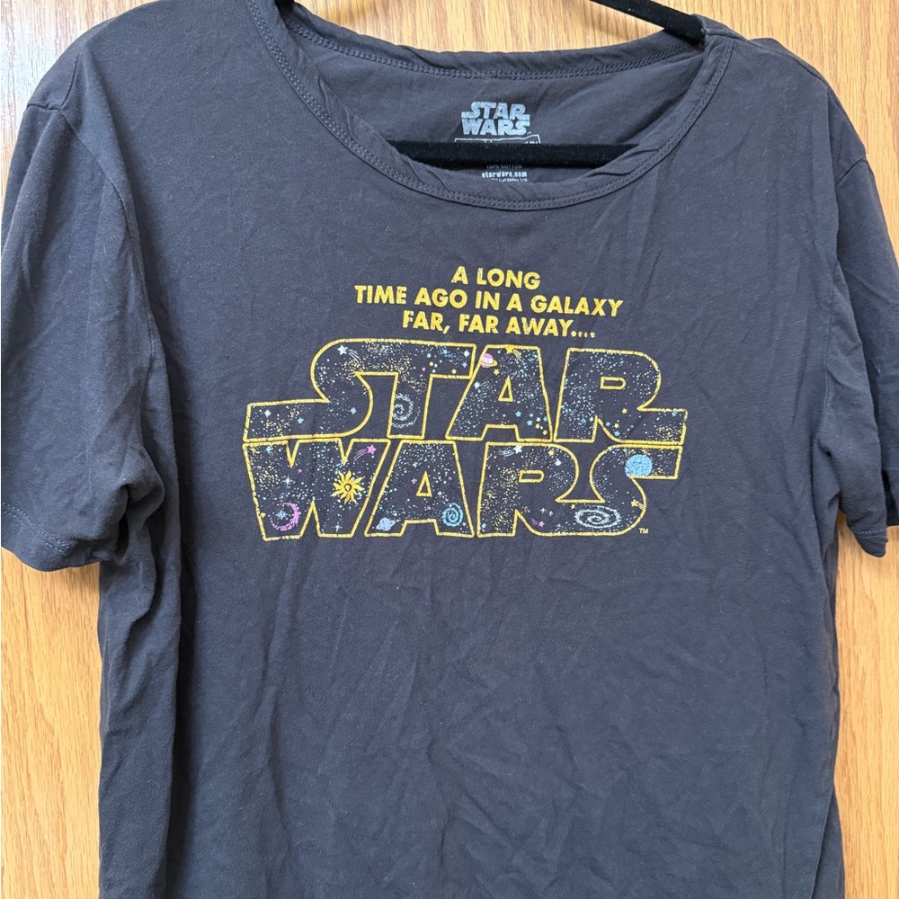 Star Wars Crop Tee in Gray with Yellow Print